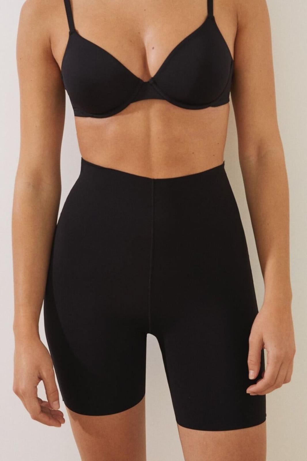 Lazer Kesim İz Yapmayan Şort Korse – Dikişsiz, Toparlayıcı ve Görünmez Korse | Günlük Kullanıma Uygun