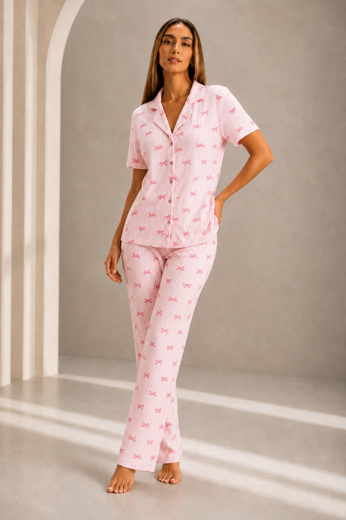 Kadın Kısa Kol Rahat Kalıp Şık Pembe Pijama Takımı