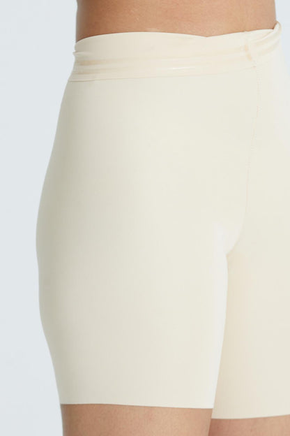 Lazer Kesim İz Yapmayan Şort Korse – Dikişsiz, Toparlayıcı ve Görünmez Korse | Günlük Kullanıma Uygun